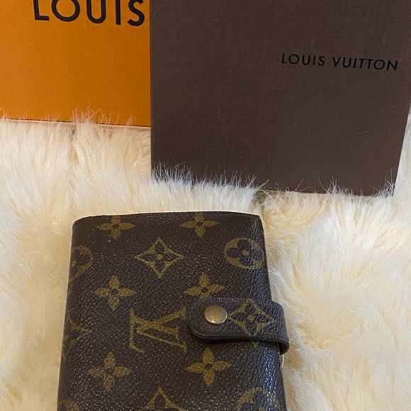 Authentuc Louis Vuitton French wallet - Picture 3 of 12